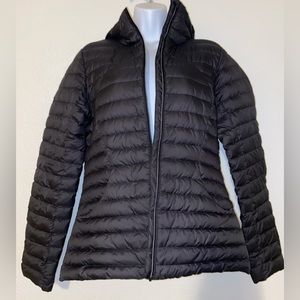 Lululemon Pack It Down Jacket black size 8.  Please read description
